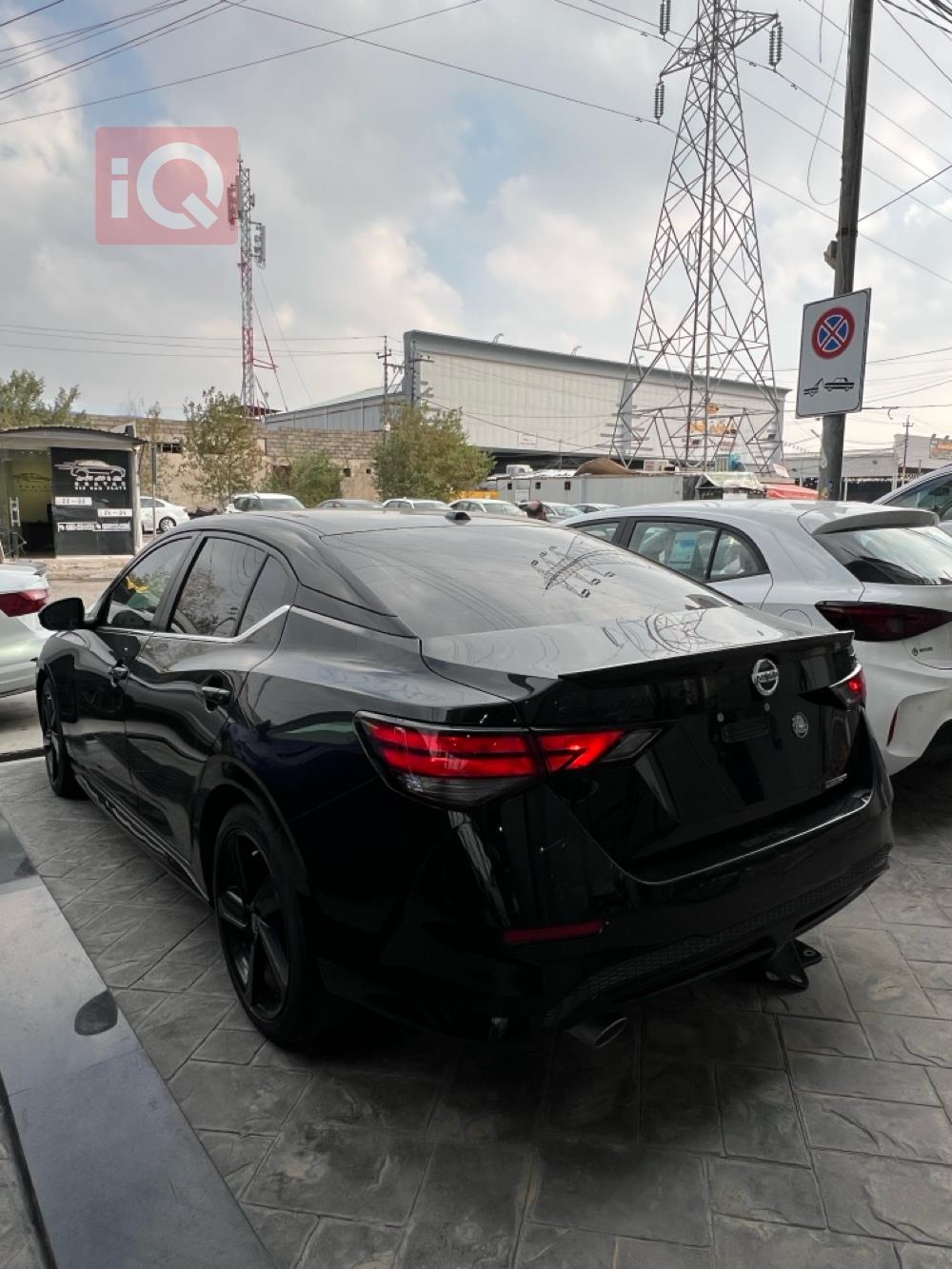 نیسان سێنترا